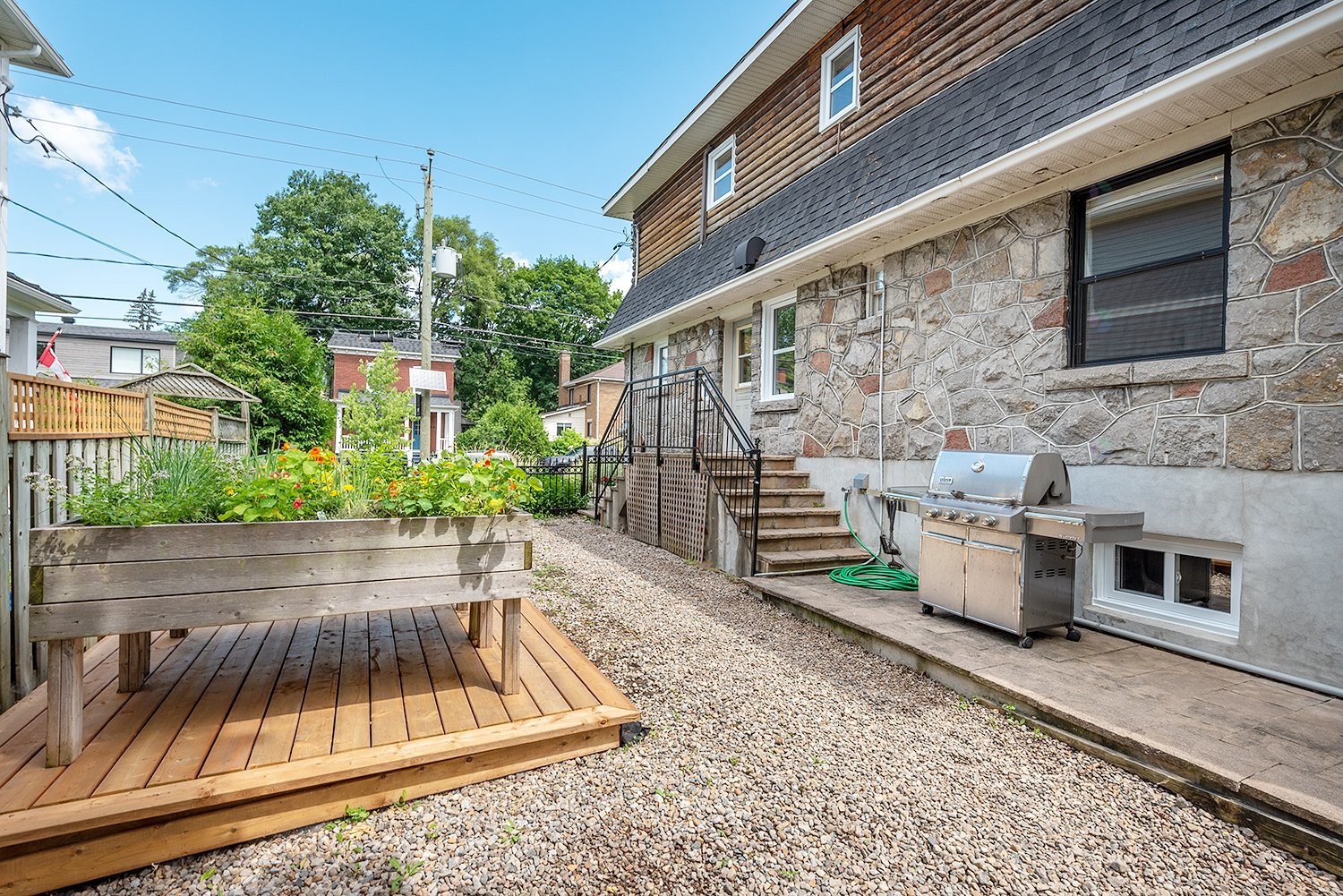 









355


Av. Edison

,
Saint-Lambert,




QC
J4R2P8

