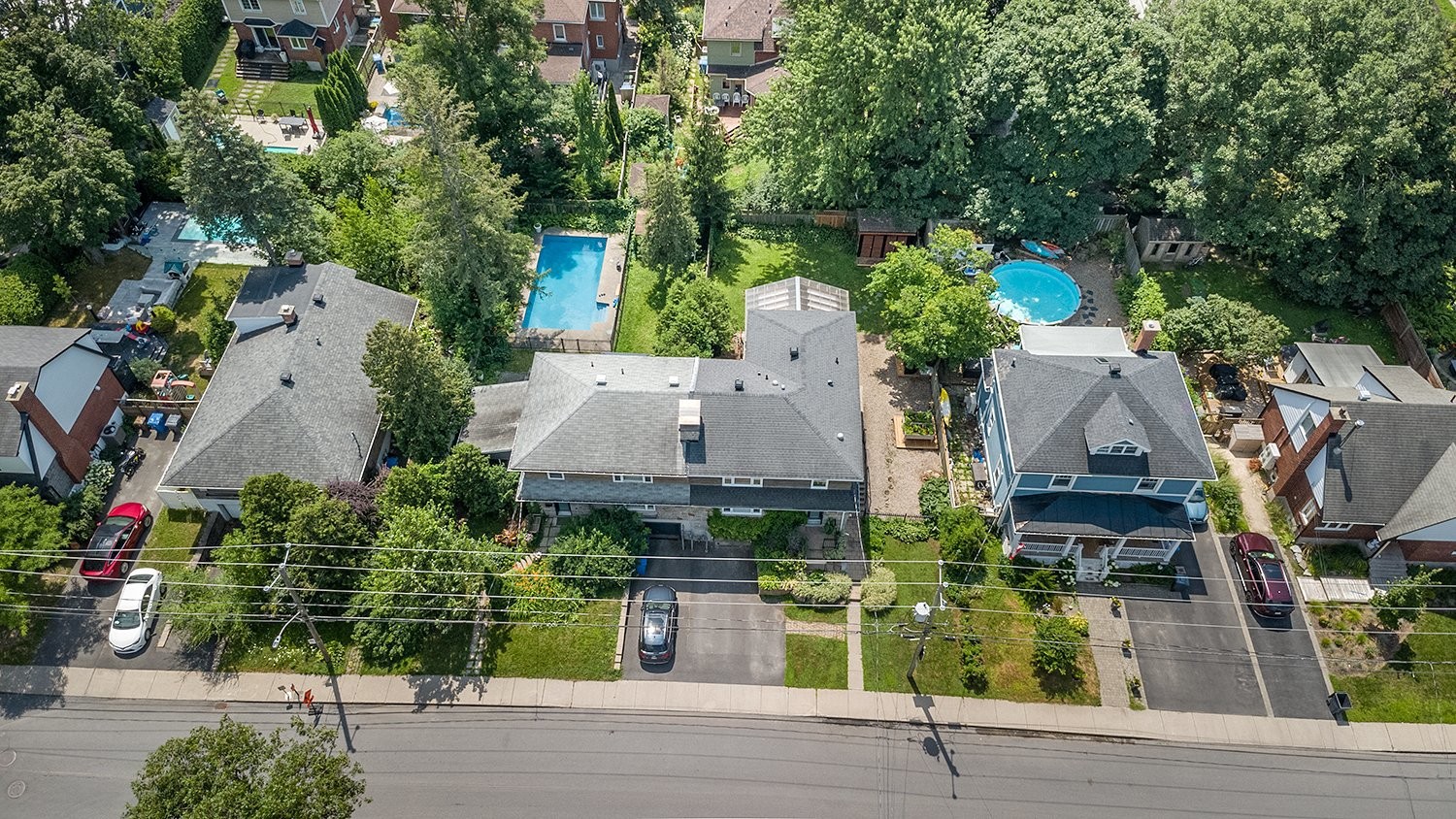 









355


Av. Edison

,
Saint-Lambert,




QC
J4R2P8

