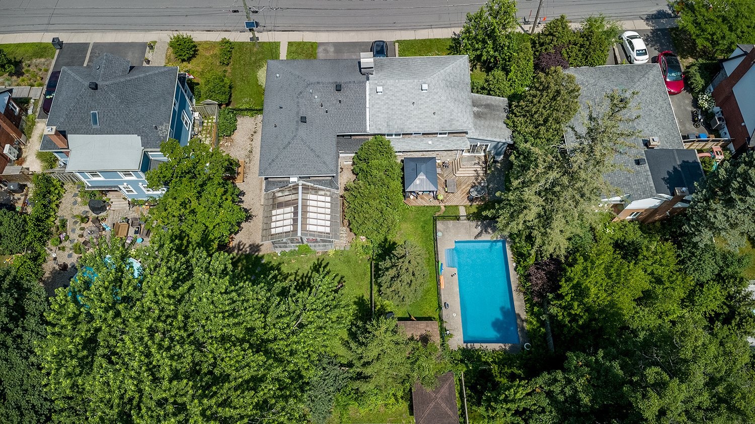 









355


Av. Edison

,
Saint-Lambert,




QC
J4R2P8

