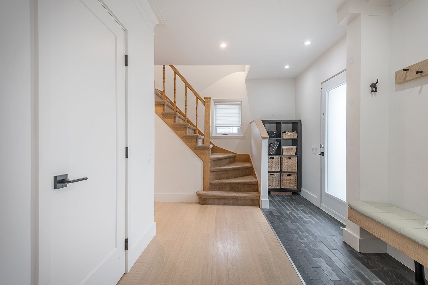 









355


Av. Edison

,
Saint-Lambert,




QC
J4R2P8

