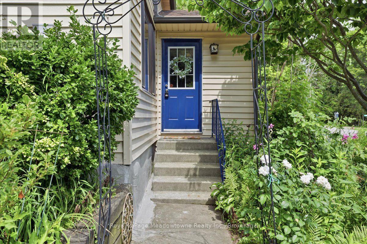 












11024 FIRST LINE NASSAGAWEYA

,
Milton (Moffat),




Ontario
L0P1J0

