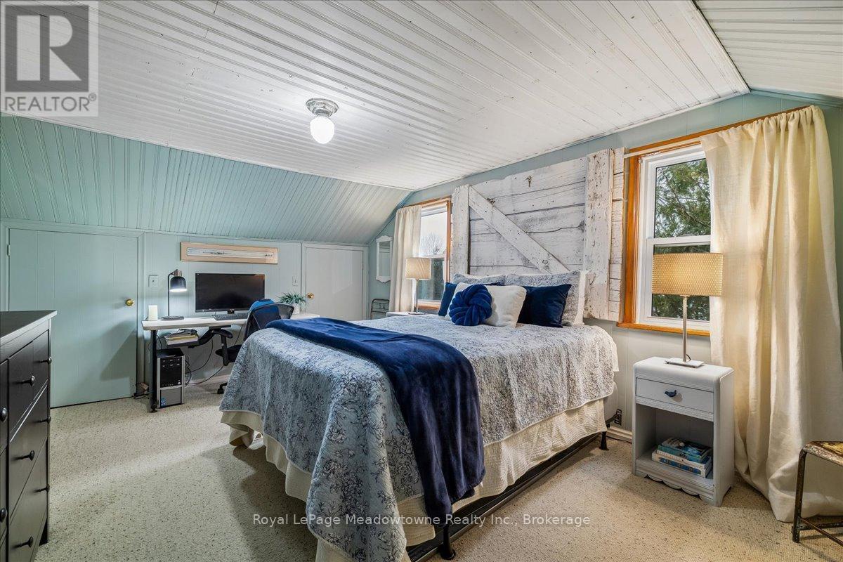 












11024 FIRST LINE NASSAGAWEYA

,
Milton (Moffat),




Ontario
L0P1J0

