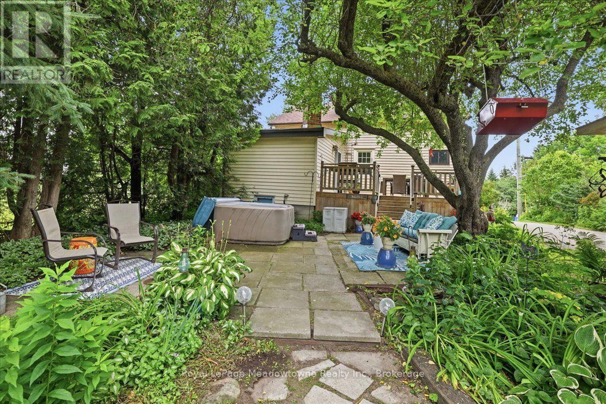 












11024 FIRST LINE NASSAGAWEYA

,
Milton (Moffat),




Ontario
L0P1J0

