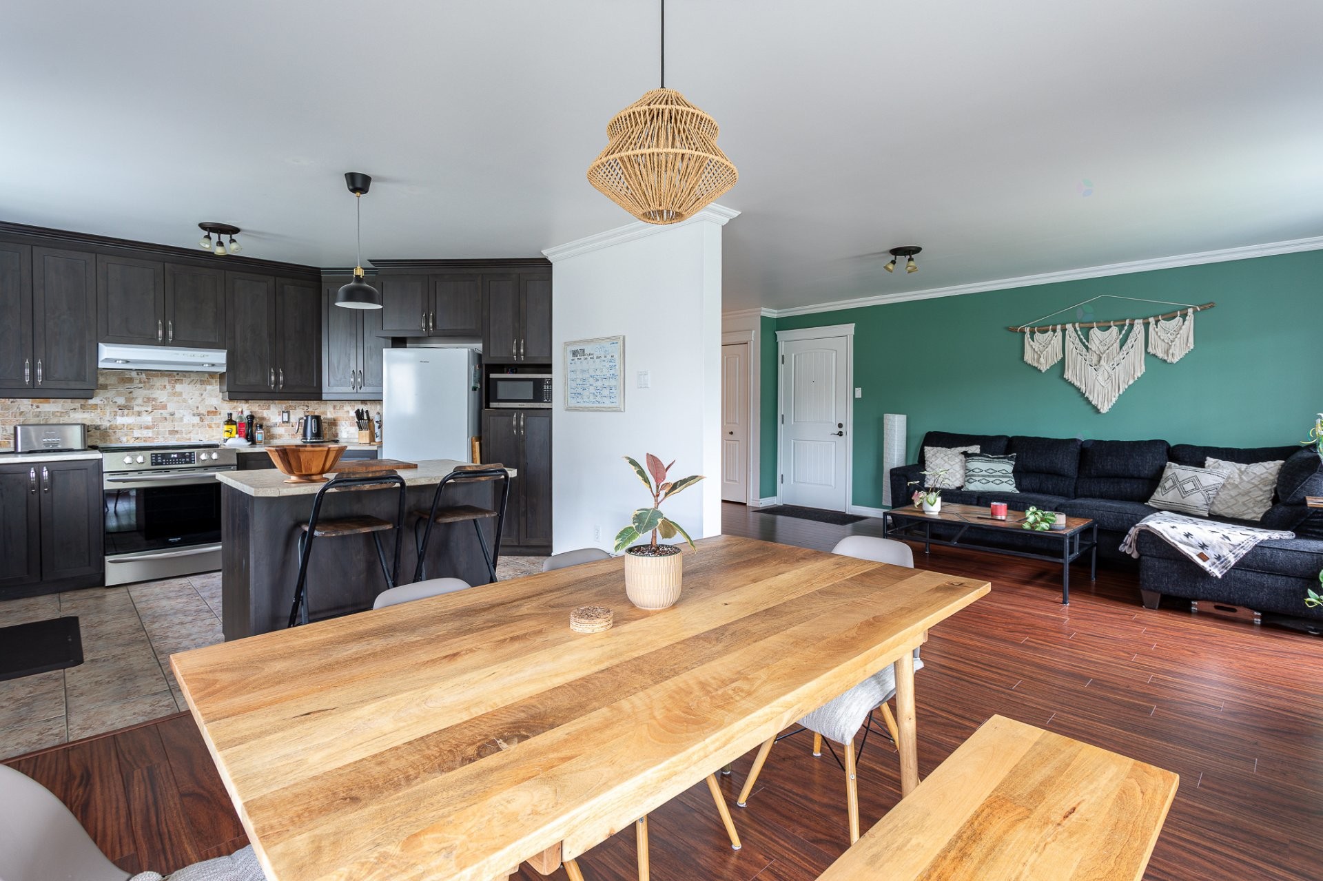 









17930


Rue Beaupré

, 6,
Bécancour,




QC
G9H0B8

