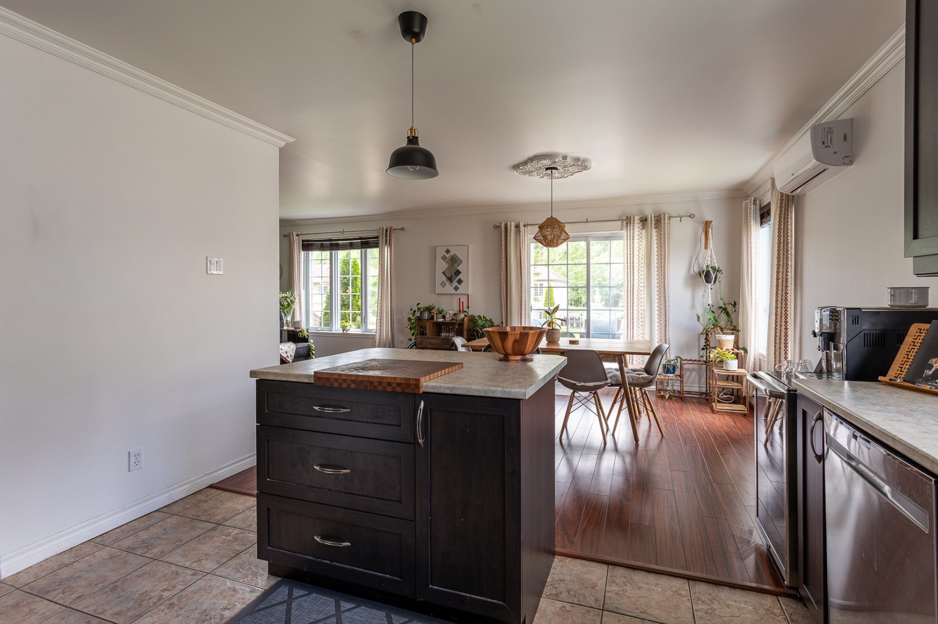 









17930


Rue Beaupré

, 6,
Bécancour,




QC
G9H0B8

