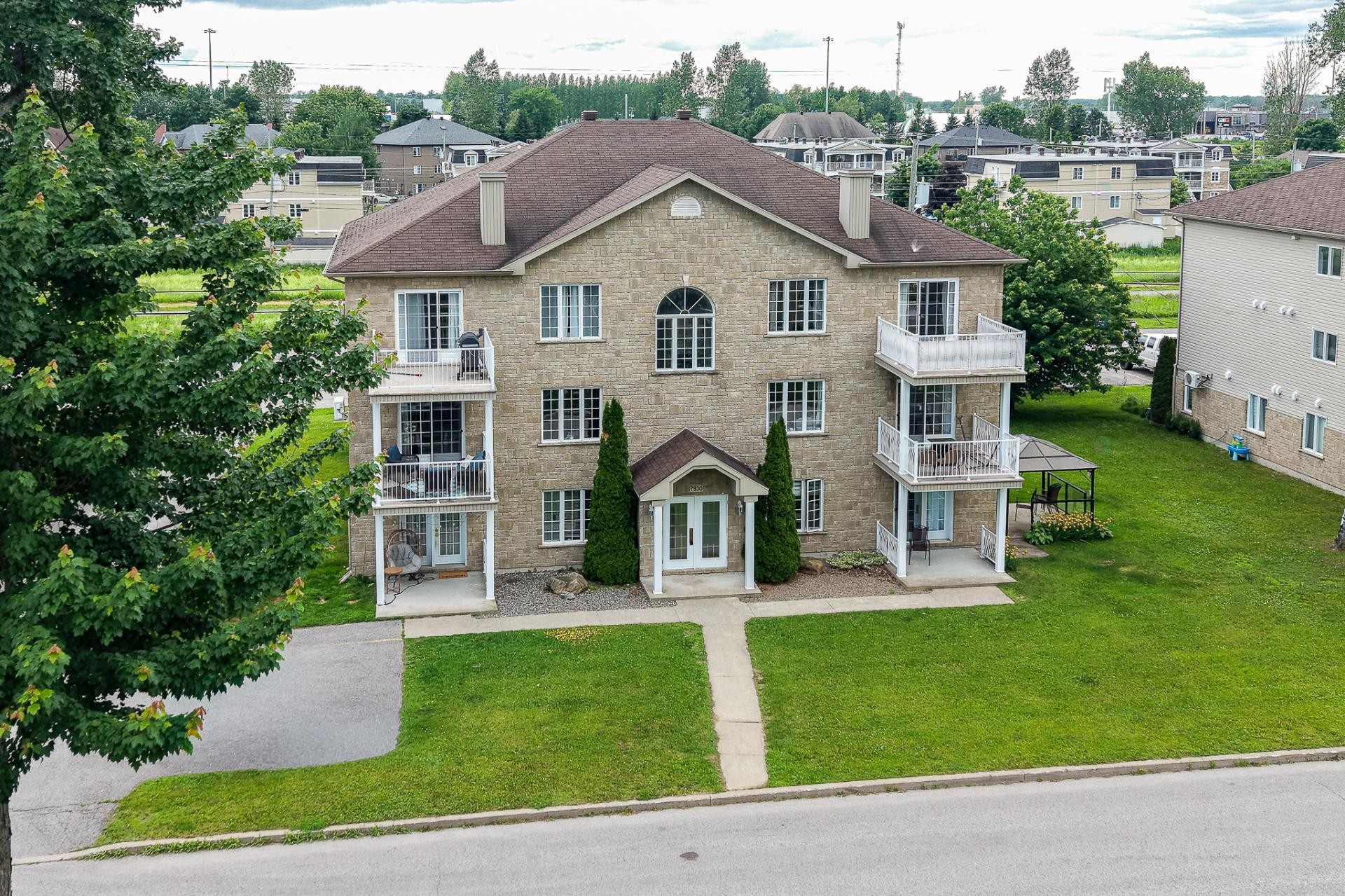 









17930


Rue Beaupré

, 6,
Bécancour,




QC
G9H0B8

