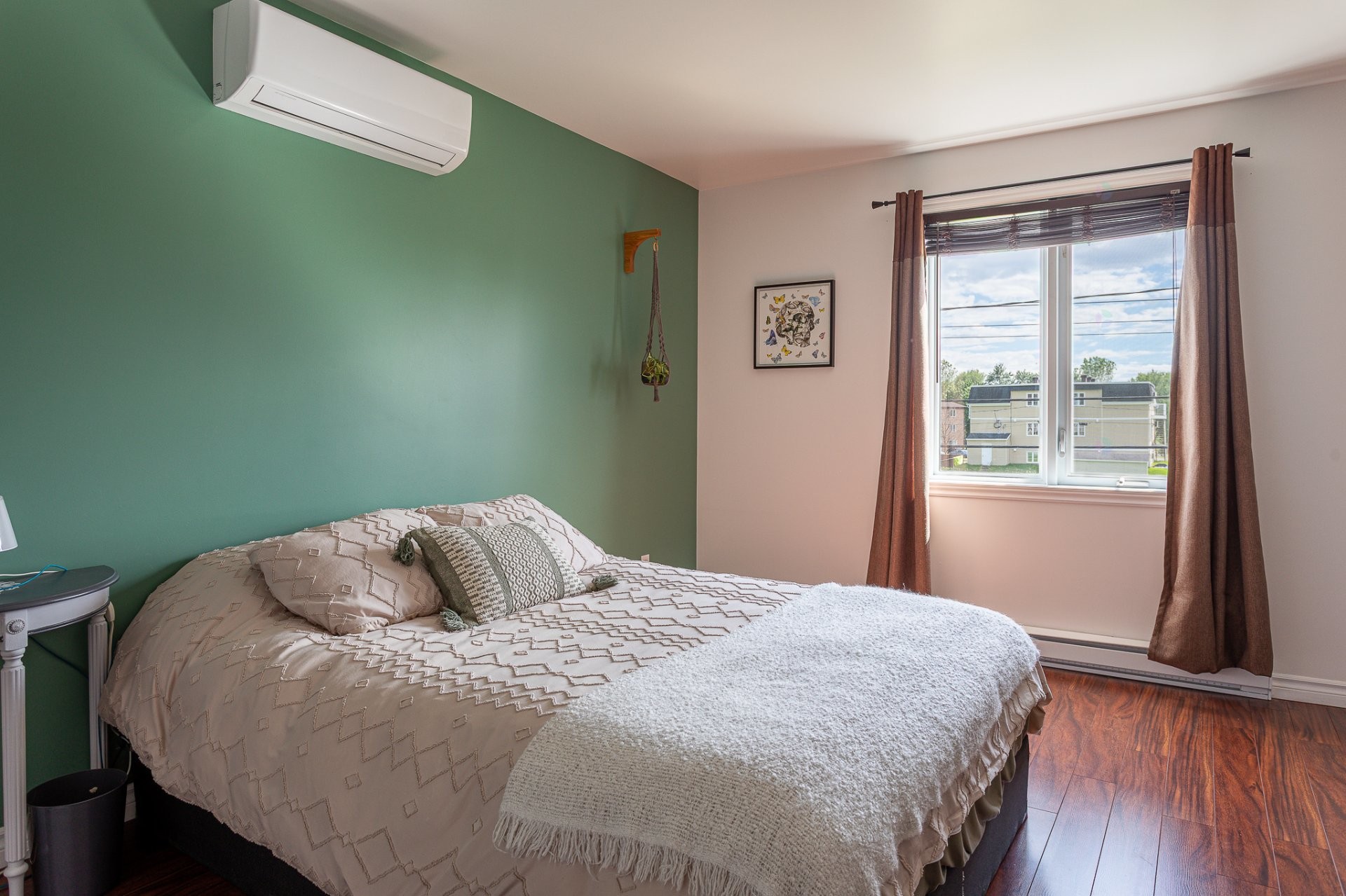 









17930


Rue Beaupré

, 6,
Bécancour,




QC
G9H0B8

