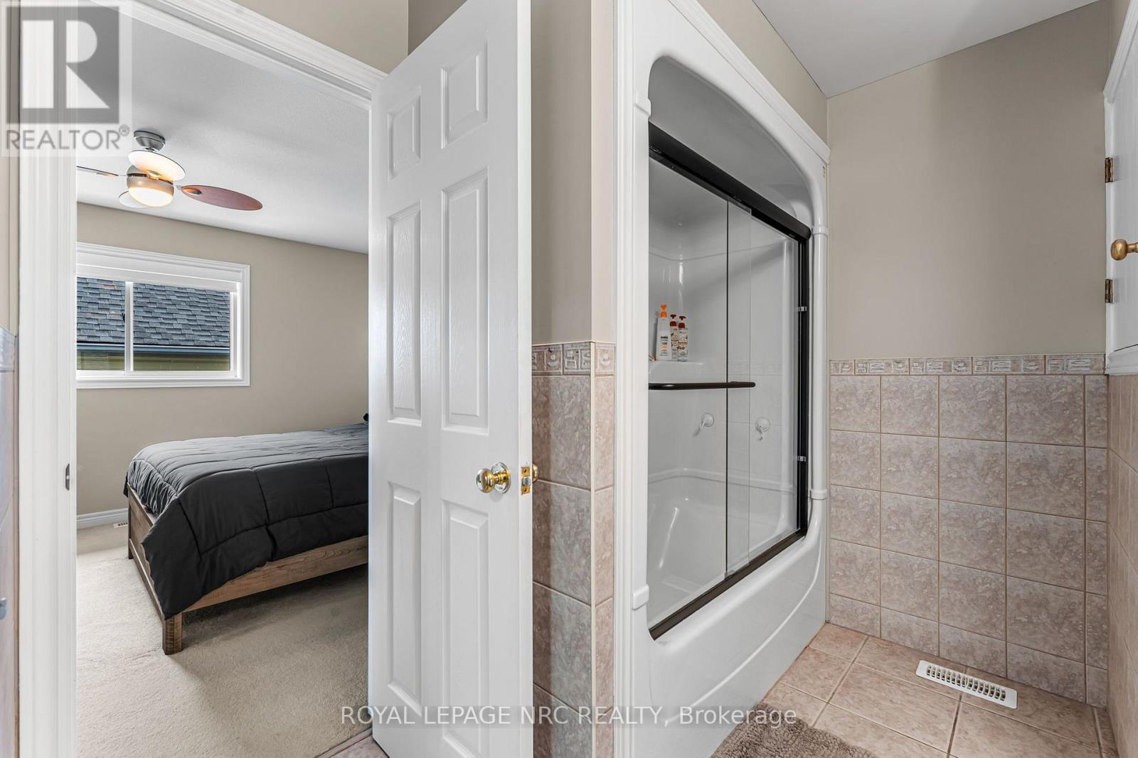 












3584 CARVER STREET

,
Fort Erie (Stevensville),




Ontario
L0S1S0

