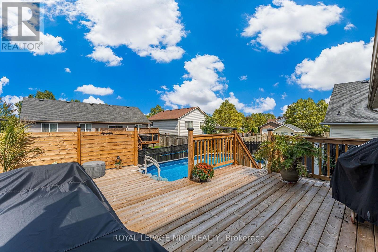 












3584 CARVER STREET

,
Fort Erie (Stevensville),




Ontario
L0S1S0

