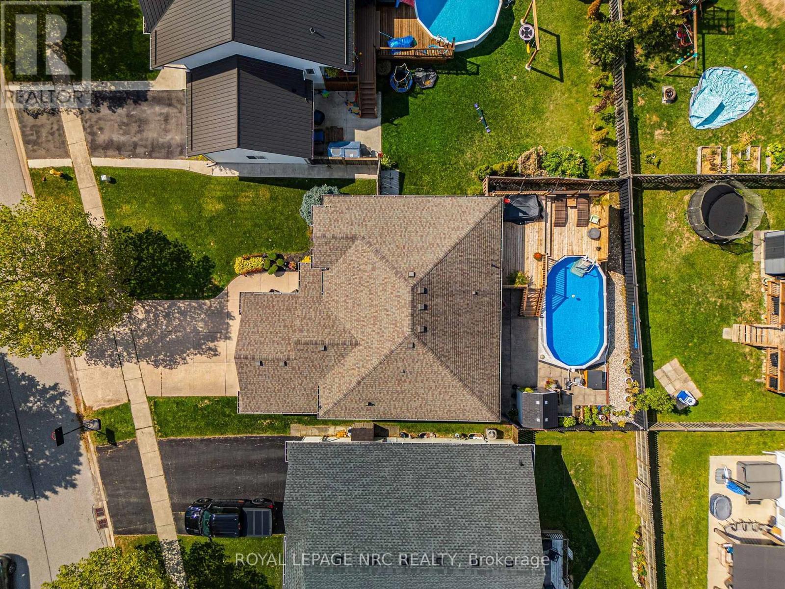 












3584 CARVER STREET

,
Fort Erie (Stevensville),




Ontario
L0S1S0

