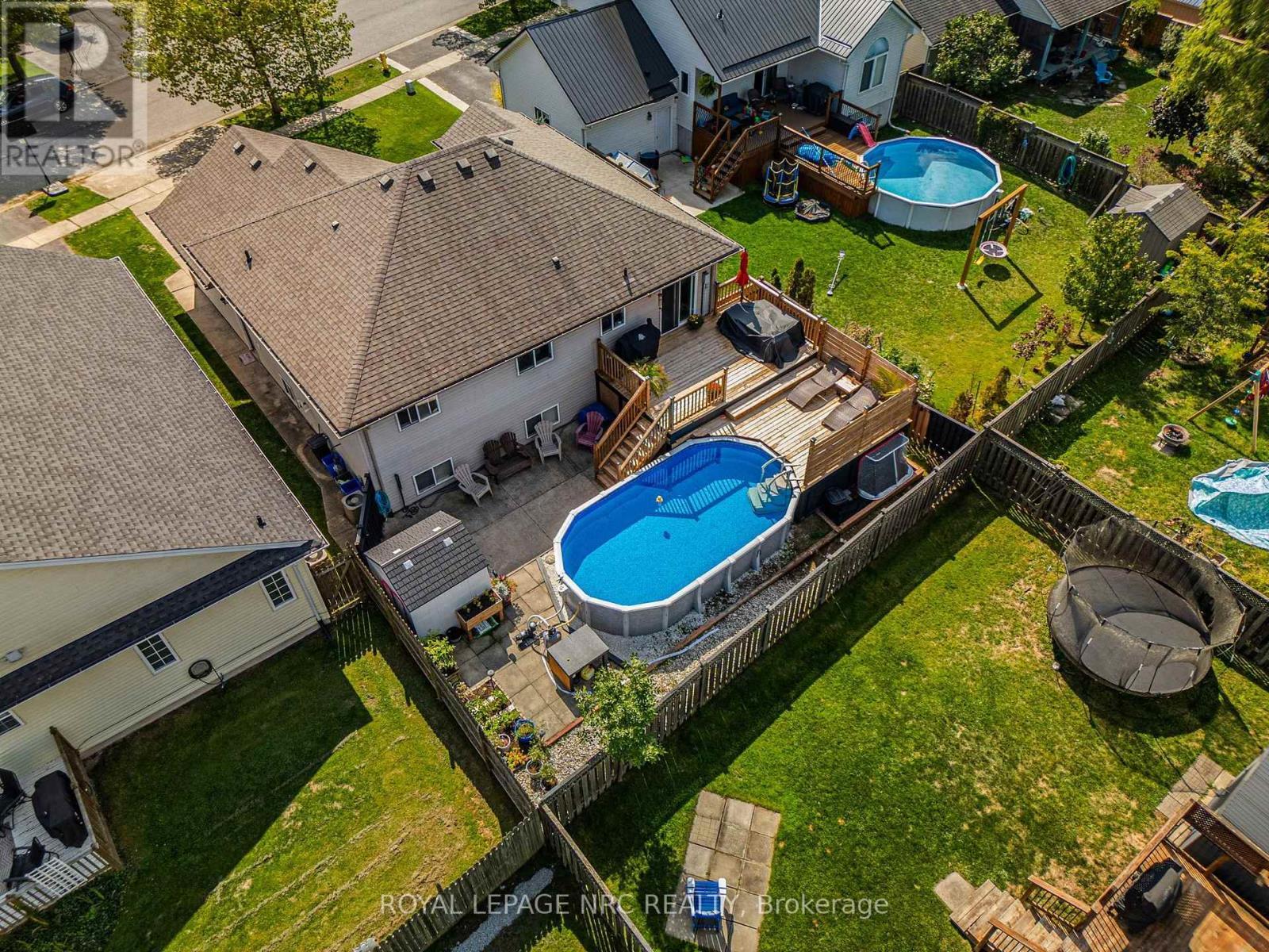 












3584 CARVER STREET

,
Fort Erie (Stevensville),




Ontario
L0S1S0

