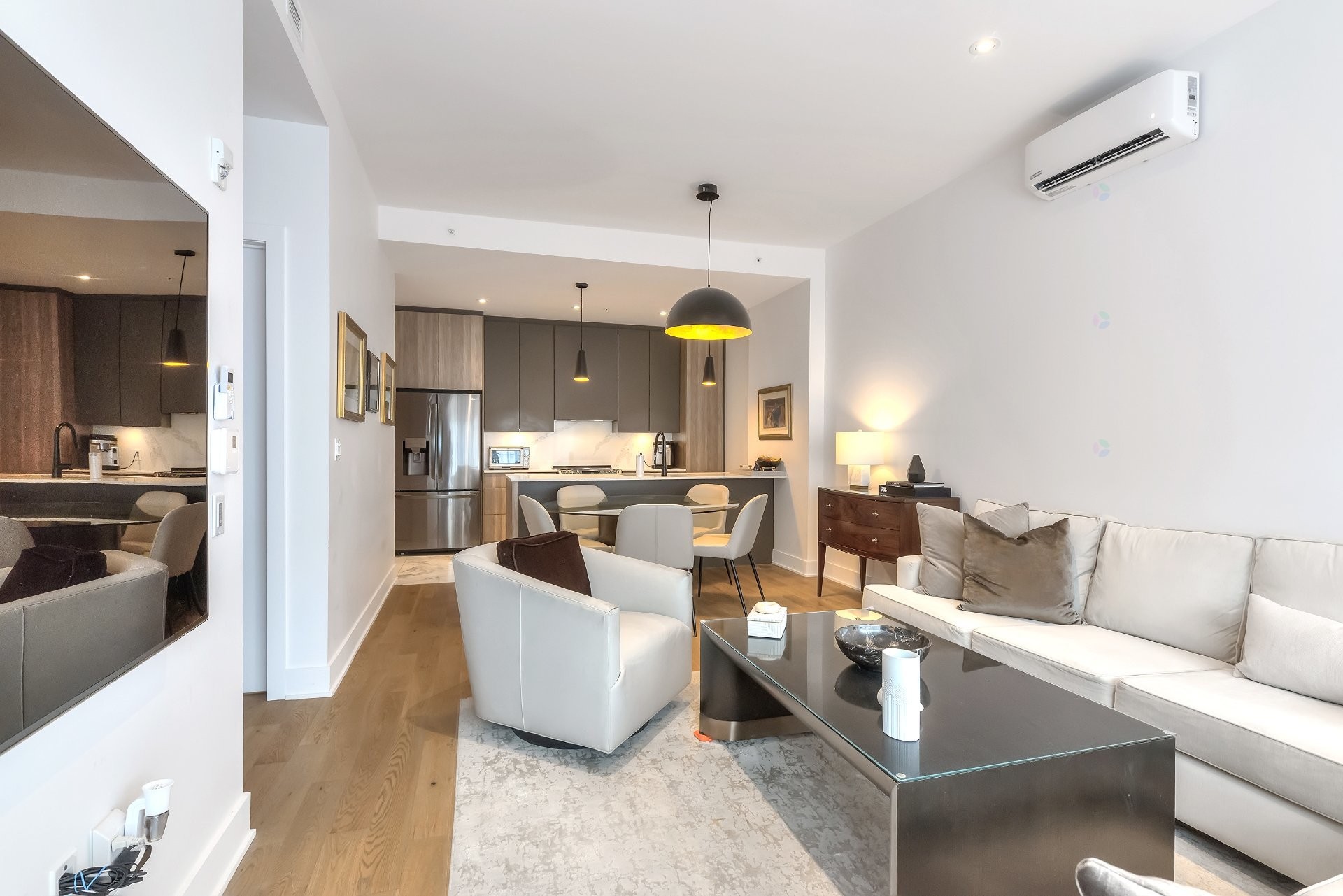 









365


Boul. Brunswick

, 602,
Pointe-Claire,




QC
H9R0H3

