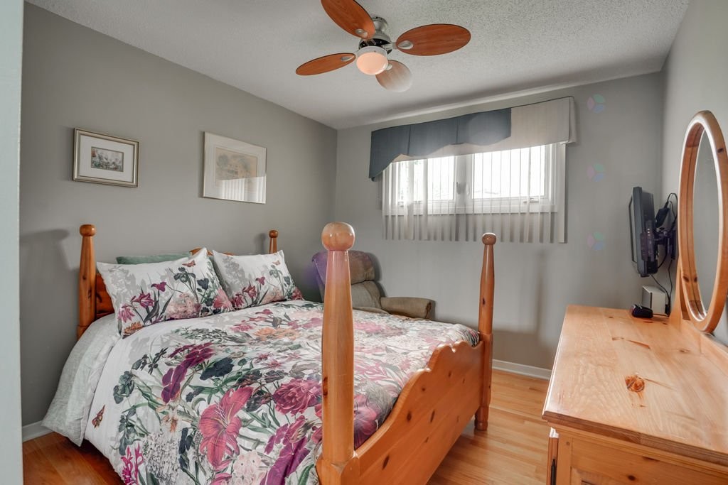 









548


Rue McMillan

,
Gatineau (Gatineau),




QC
J8P5C7


