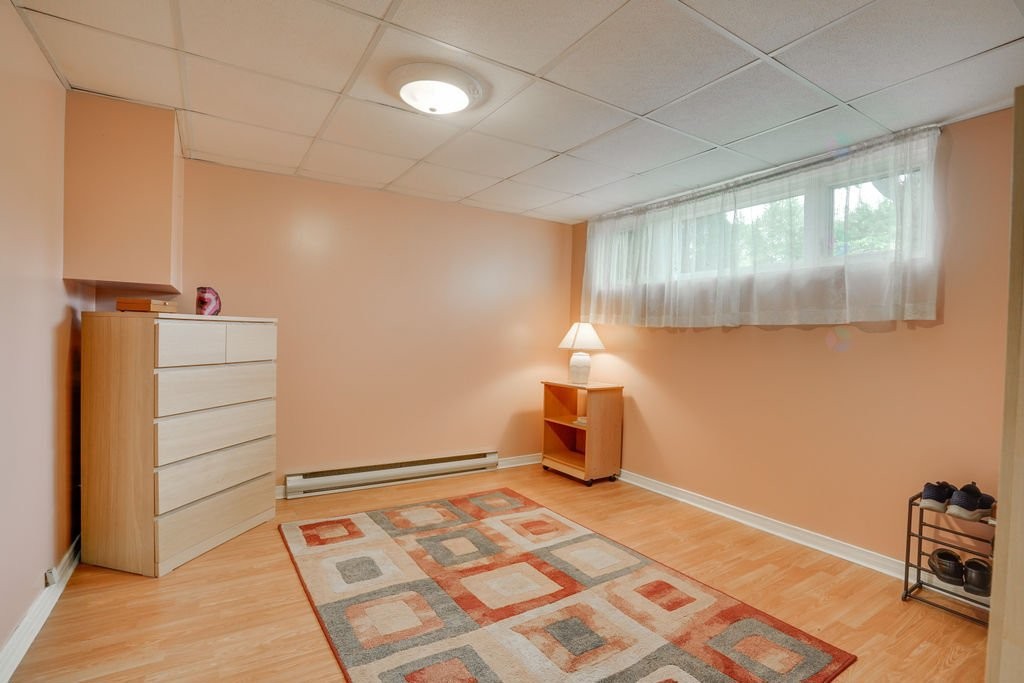 









548


Rue McMillan

,
Gatineau (Gatineau),




QC
J8P5C7

