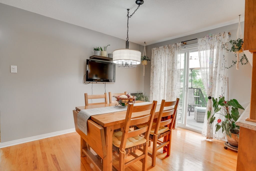 









548


Rue McMillan

,
Gatineau (Gatineau),




QC
J8P5C7

