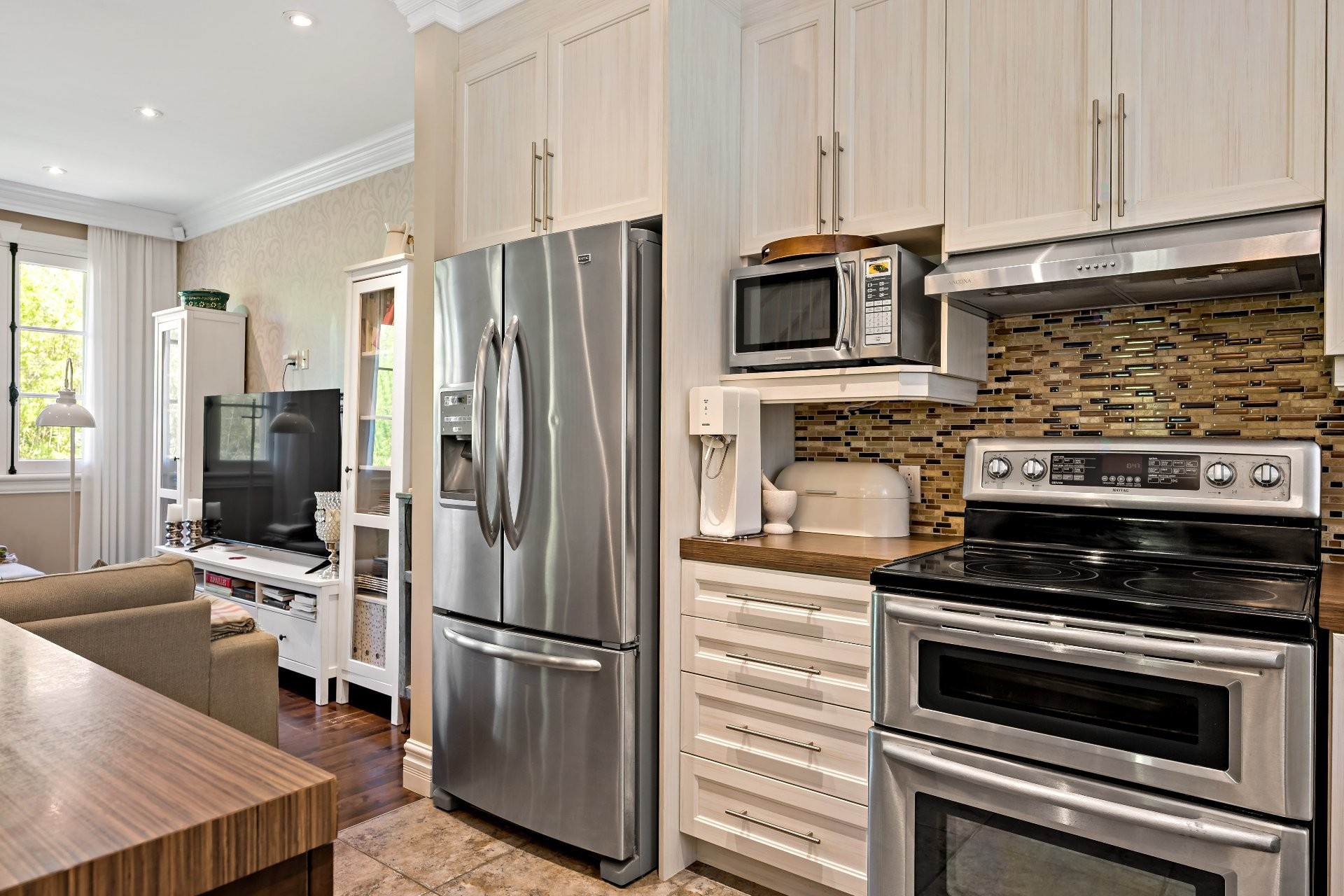 









250


Ch. du Lac-des-Sables

,
Sainte-Agathe-des-Monts,




QC
J8C2Z7

