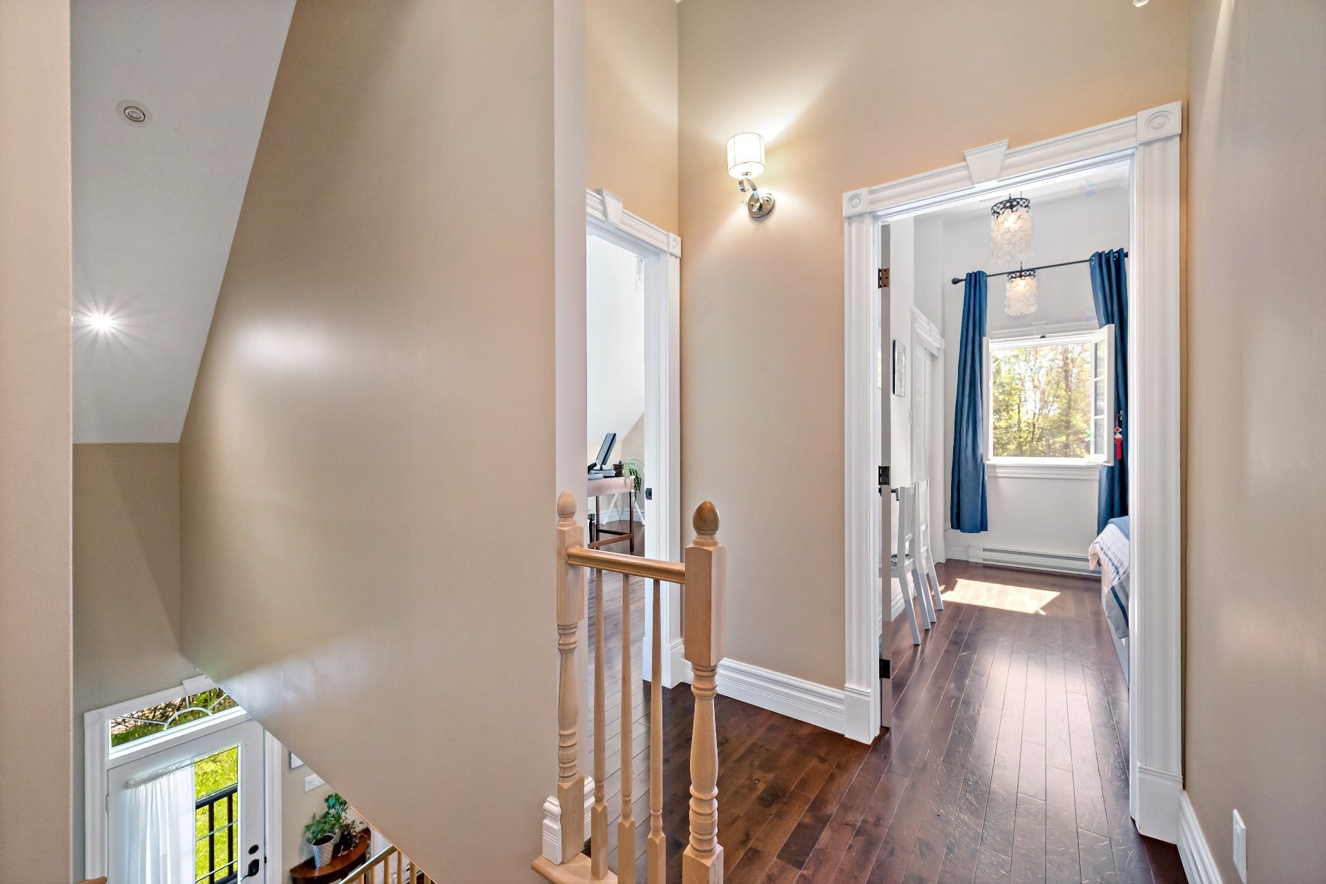 









250


Ch. du Lac-des-Sables

,
Sainte-Agathe-des-Monts,




QC
J8C2Z7

