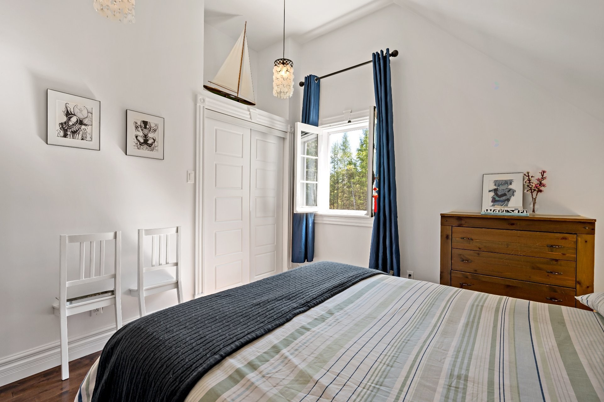









250


Ch. du Lac-des-Sables

,
Sainte-Agathe-des-Monts,




QC
J8C2Z7

