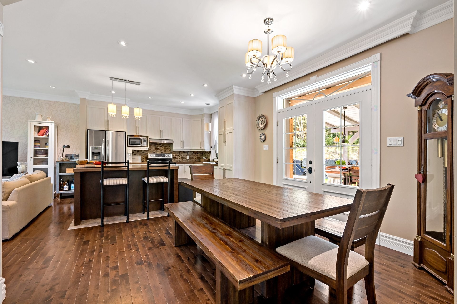 









250


Ch. du Lac-des-Sables

,
Sainte-Agathe-des-Monts,




QC
J8C2Z7

