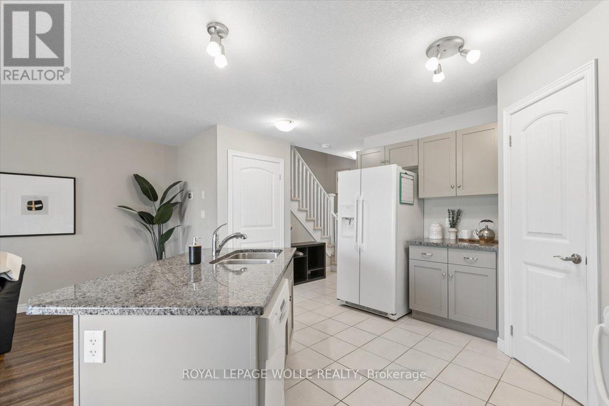 












1453 DUNKIRK AVENUE

,
Woodstock,




Ontario
N4T0J9

