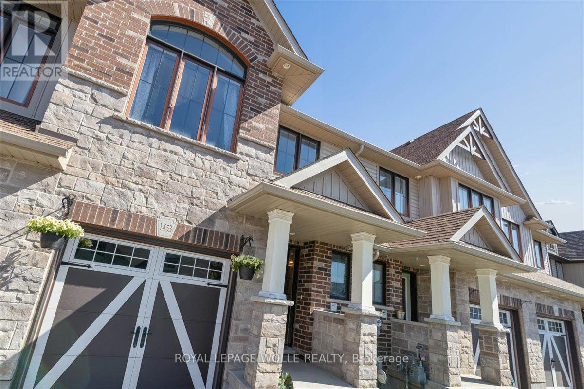 












1453 DUNKIRK AVENUE

,
Woodstock,




Ontario
N4T0J9

