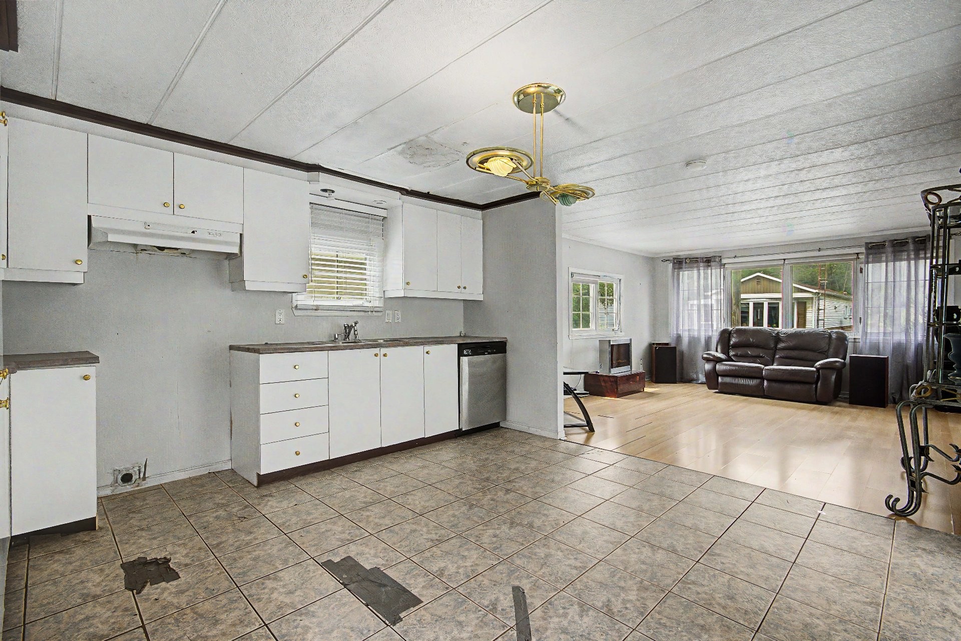 









3950


Boul. Sir-Wilfrid-Laurier

, 275,
Longueuil (Saint-Hubert),




QC
J3Y5Y9

