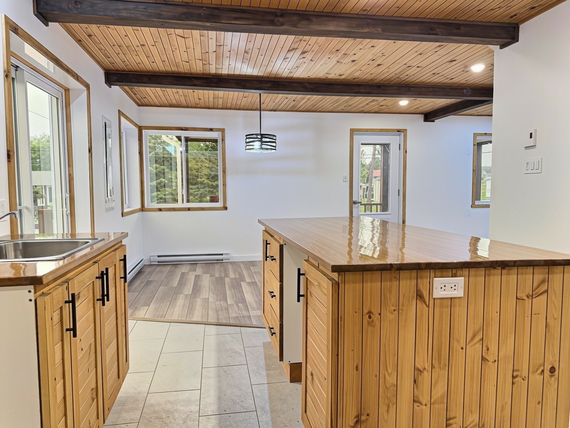 









34


Rue Principale

,
Nédélec,




QC
J0Z3B0


