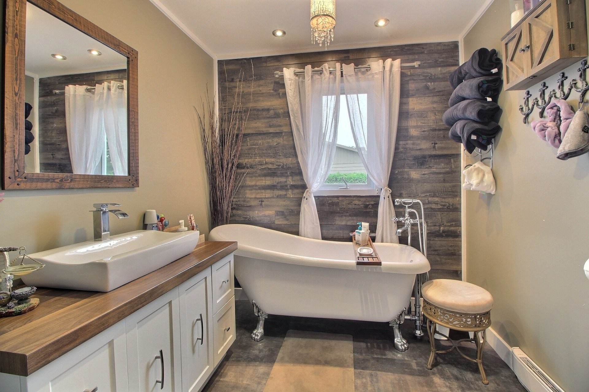 









4113


Rue Benjamin-Sulte

,
Shawinigan,




QC
G9N6A1

