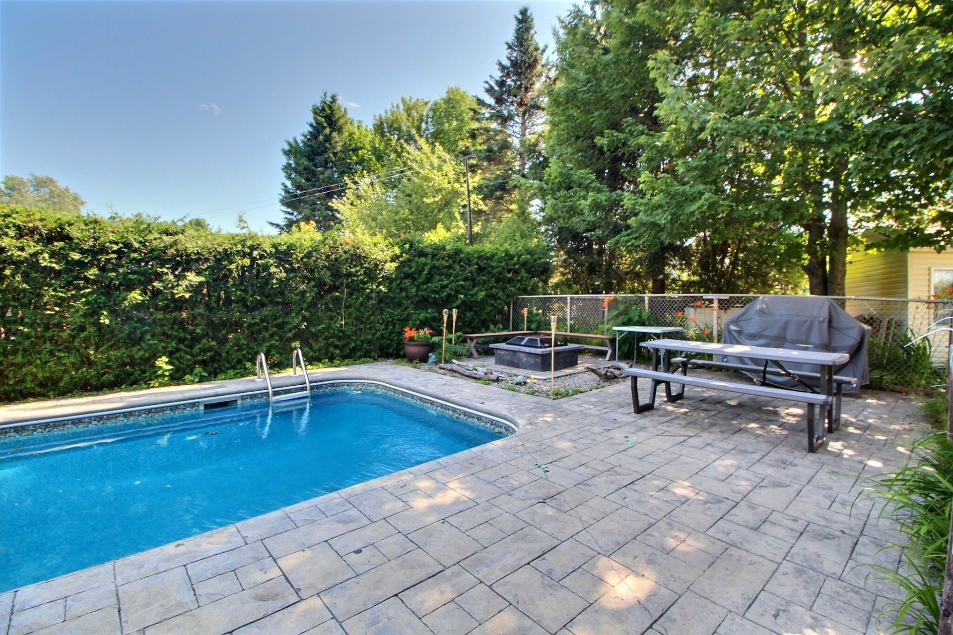 









4113


Rue Benjamin-Sulte

,
Shawinigan,




QC
G9N6A1

