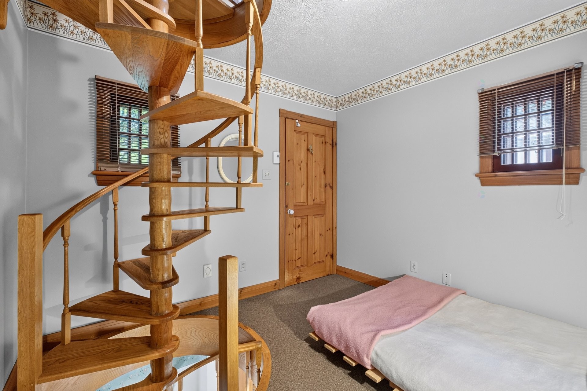 









751


Ch. Duplessis

,
Sherbrooke (Fleurimont),




QC
J1E4J7

