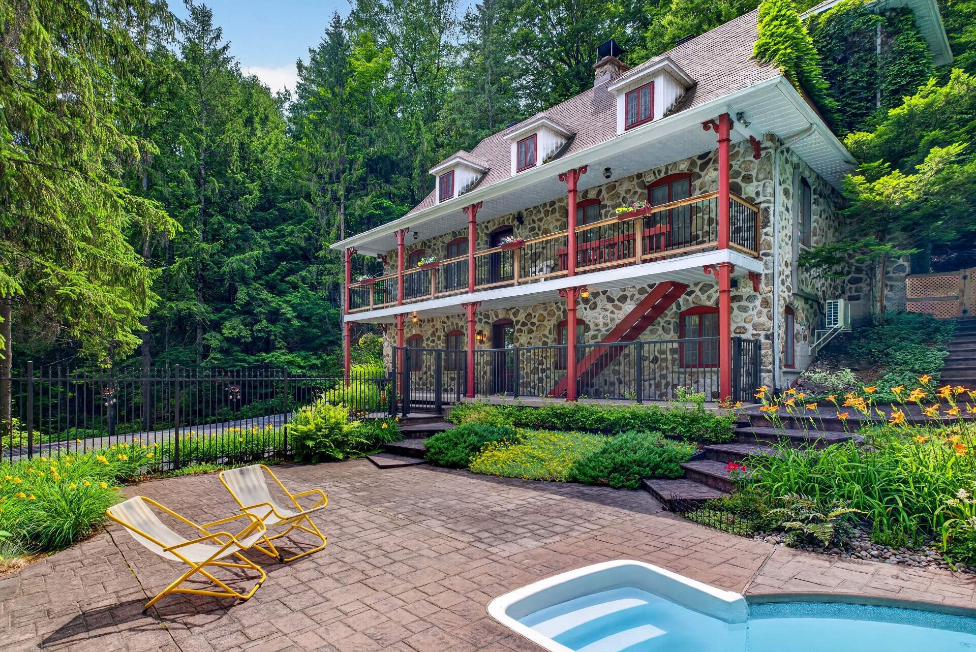 









751


Ch. Duplessis

,
Sherbrooke (Fleurimont),




QC
J1E4J7

