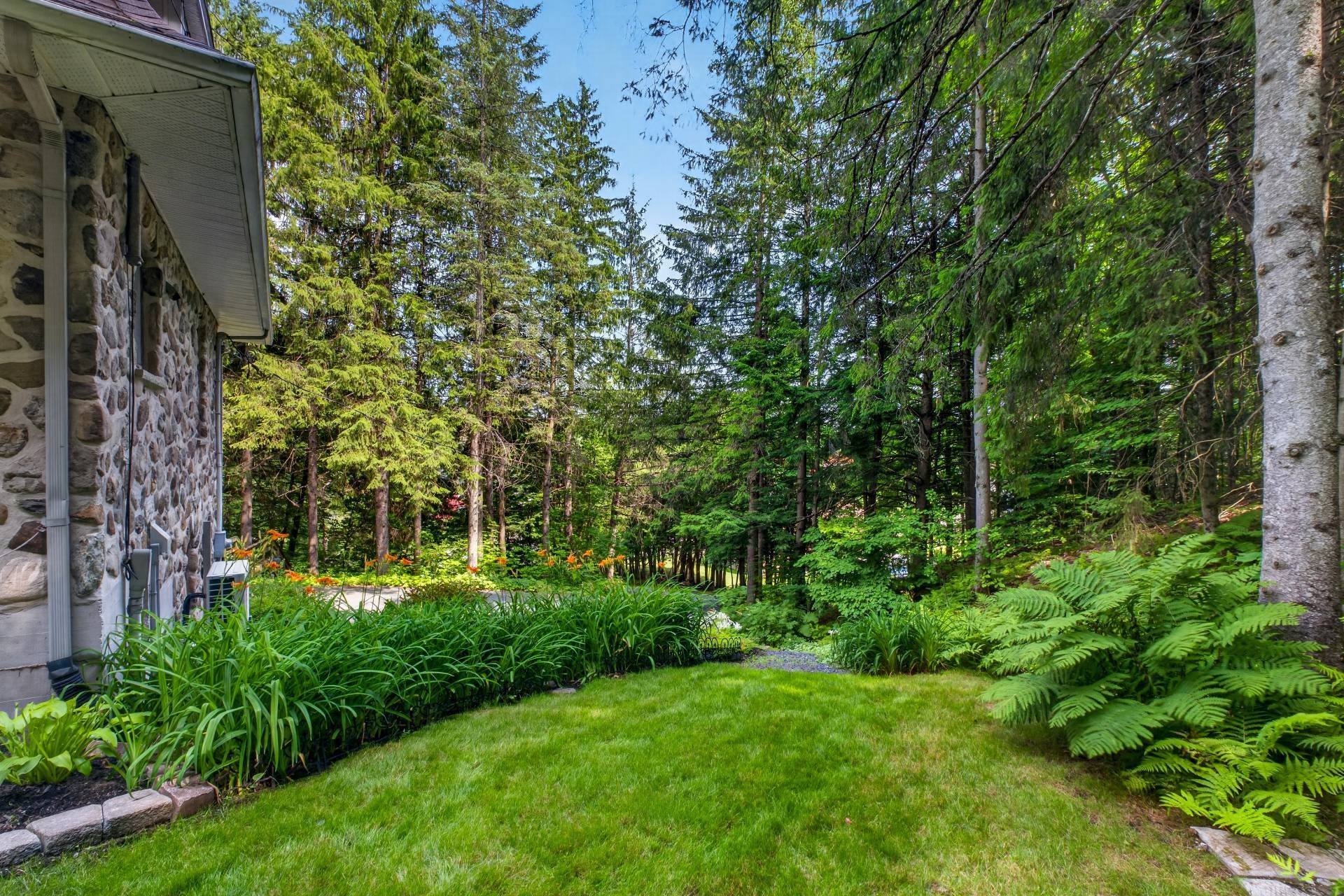









751


Ch. Duplessis

,
Sherbrooke (Fleurimont),




QC
J1E4J7

