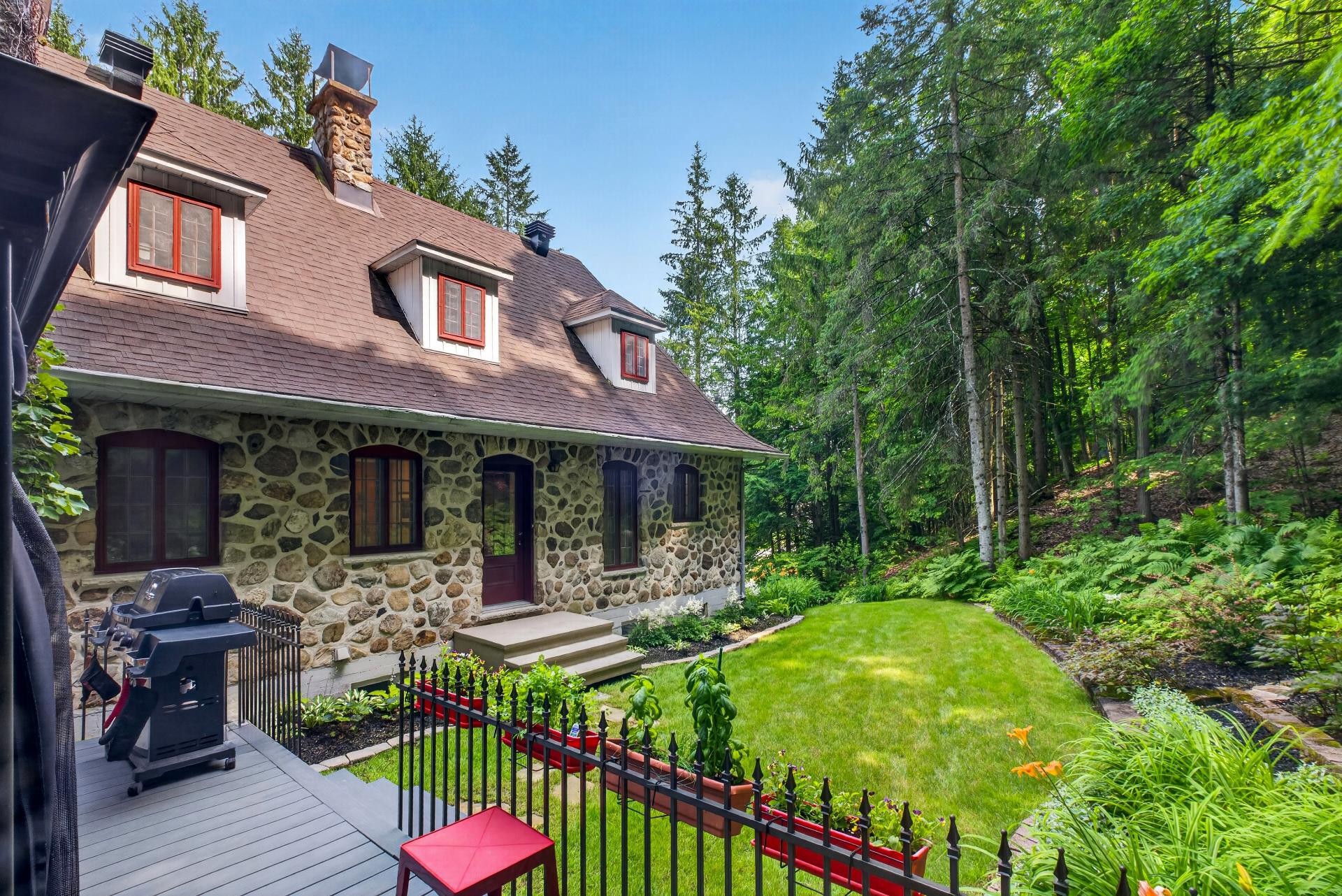 









751


Ch. Duplessis

,
Sherbrooke (Fleurimont),




QC
J1E4J7

