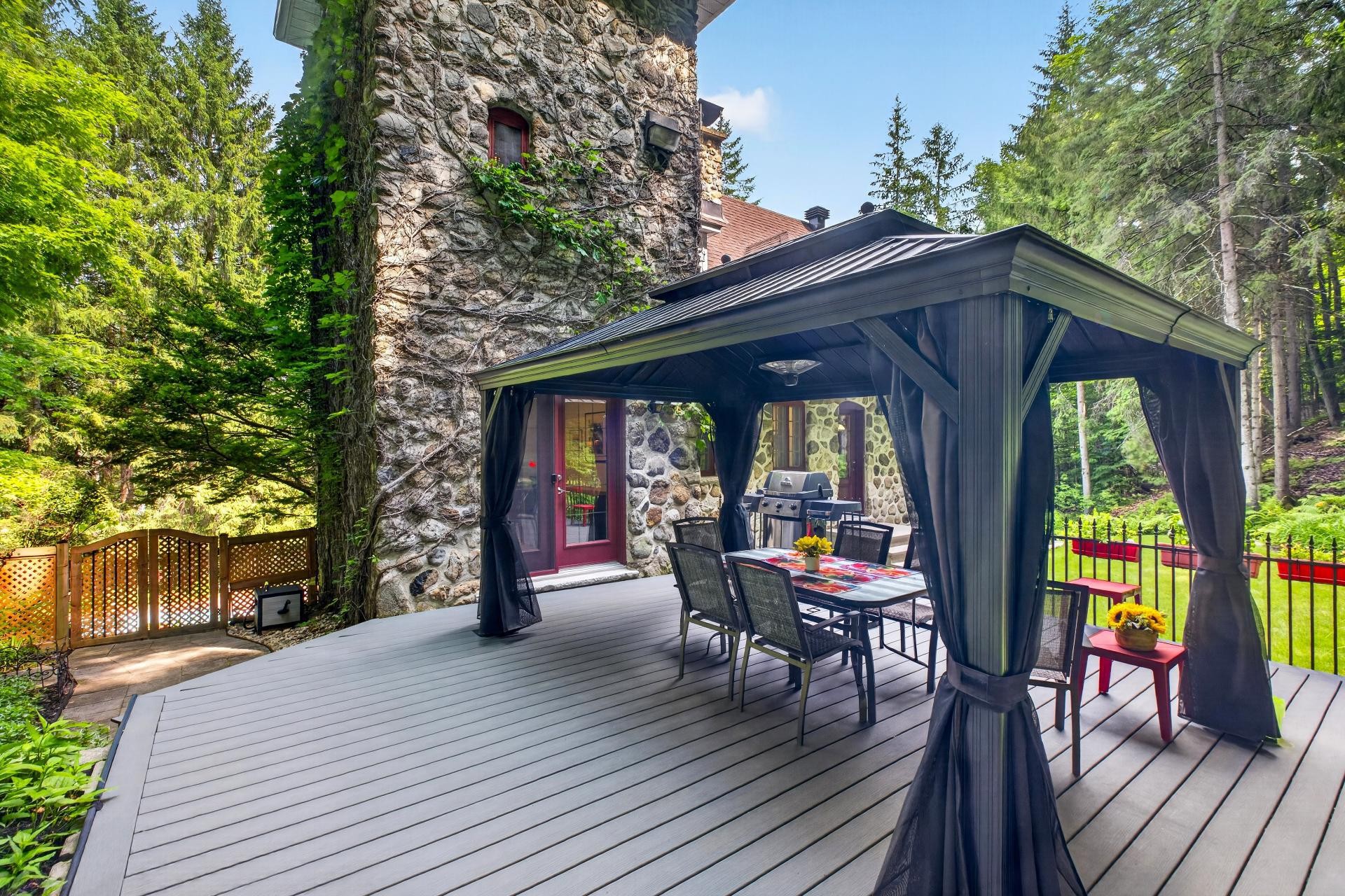 









751


Ch. Duplessis

,
Sherbrooke (Fleurimont),




QC
J1E4J7

