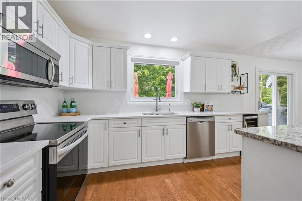 












168 BREWERY Street

,
Baden,




Ontario
N3A2S8


