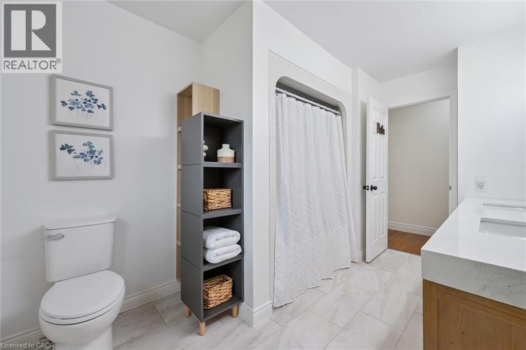 












168 BREWERY Street

,
Baden,




Ontario
N3A2S8

