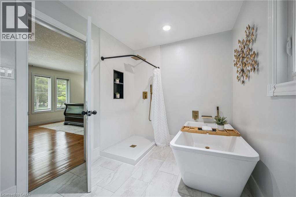 












168 BREWERY Street

,
Baden,




Ontario
N3A2S8

