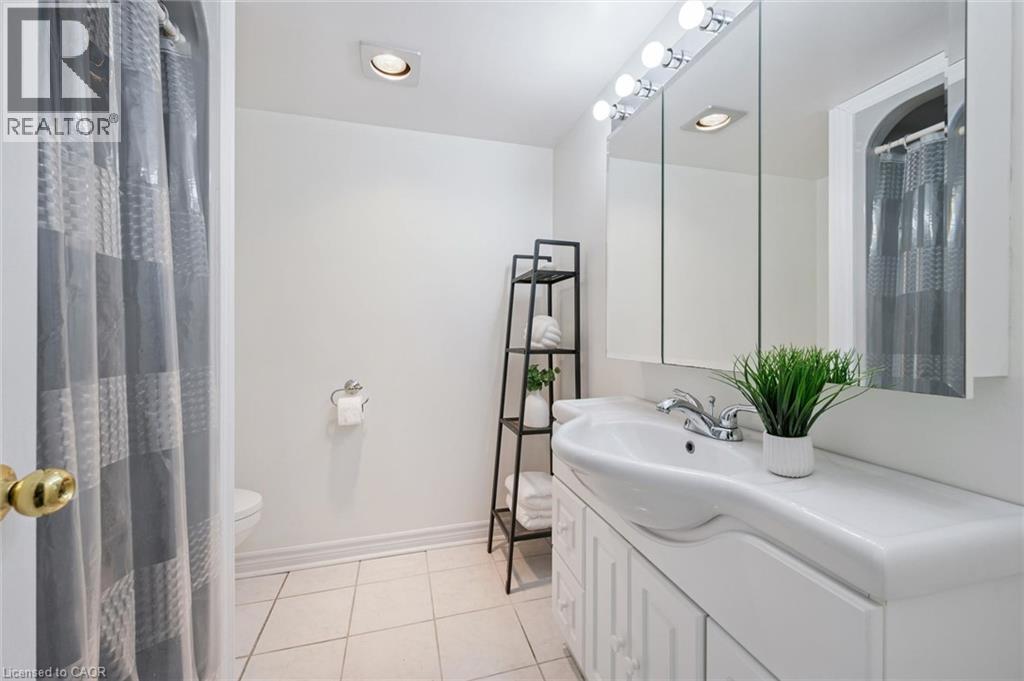 












168 BREWERY Street

,
Baden,




Ontario
N3A2S8

