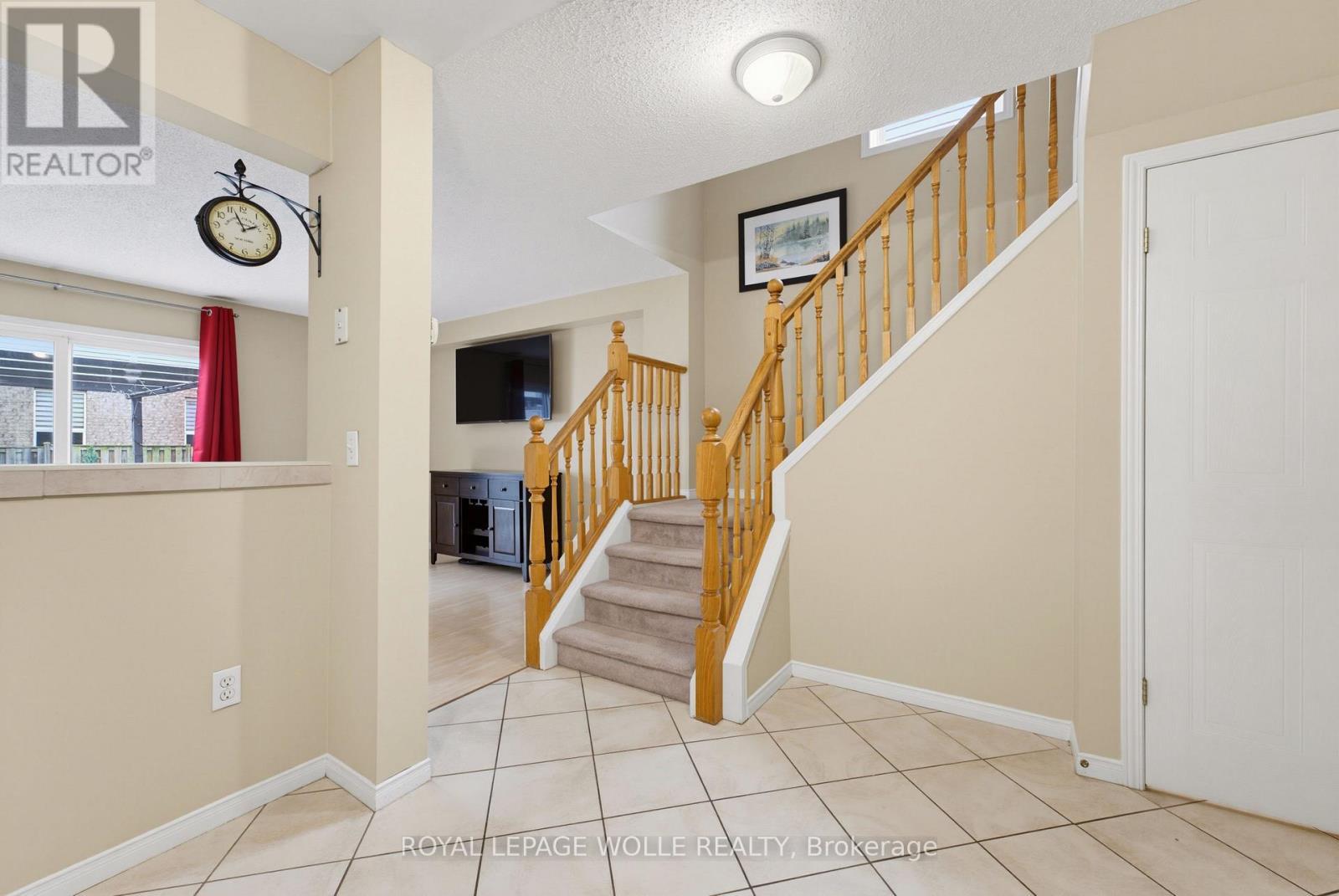 












5 EUGENE DRIVE

,
Guelph,




Ontario
N1L1P6

