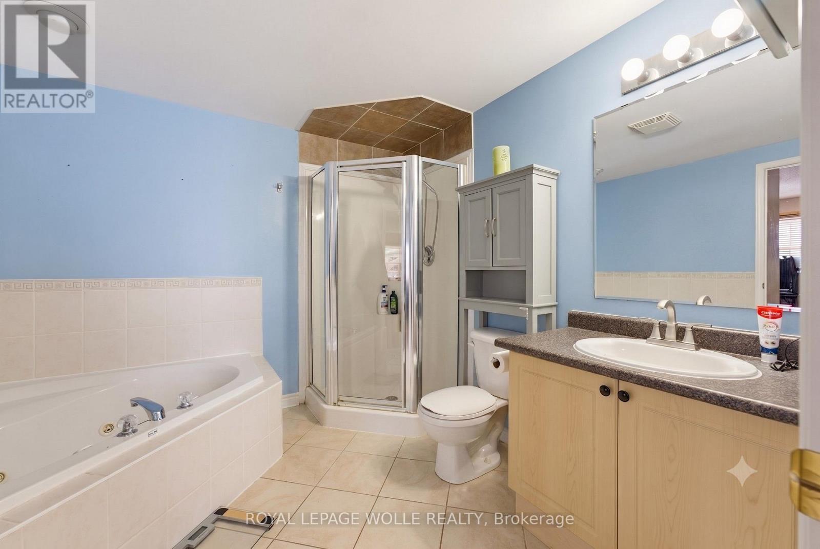 












5 EUGENE DRIVE

,
Guelph,




Ontario
N1L1P6

