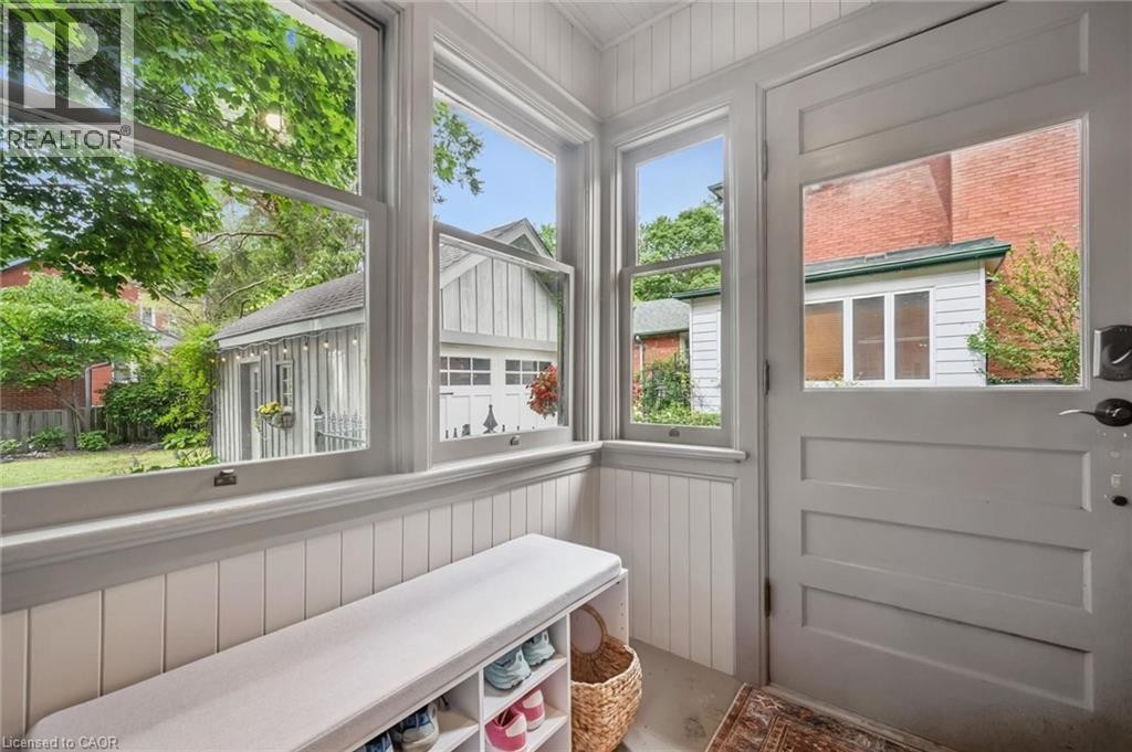












83 DURHAM Street

,
Guelph,




Ontario
N1H2Y4

