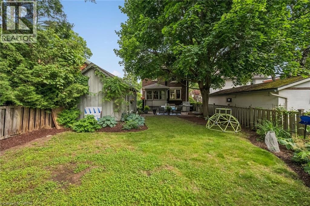 












83 DURHAM Street

,
Guelph,




Ontario
N1H2Y4

