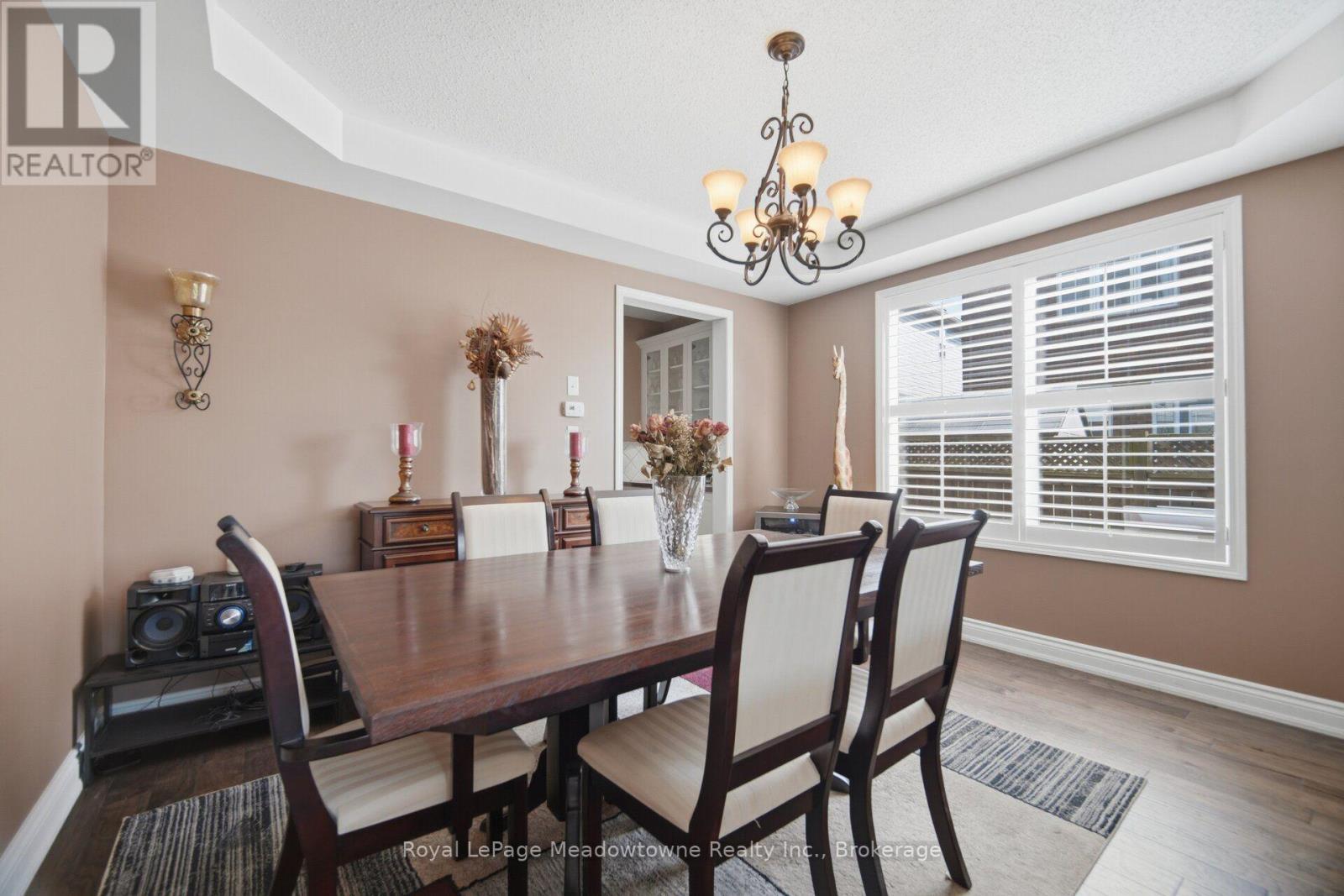 












1406 HEARST BOULEVARD

,
Milton (BE Beaty),




Ontario
L9T6M6

