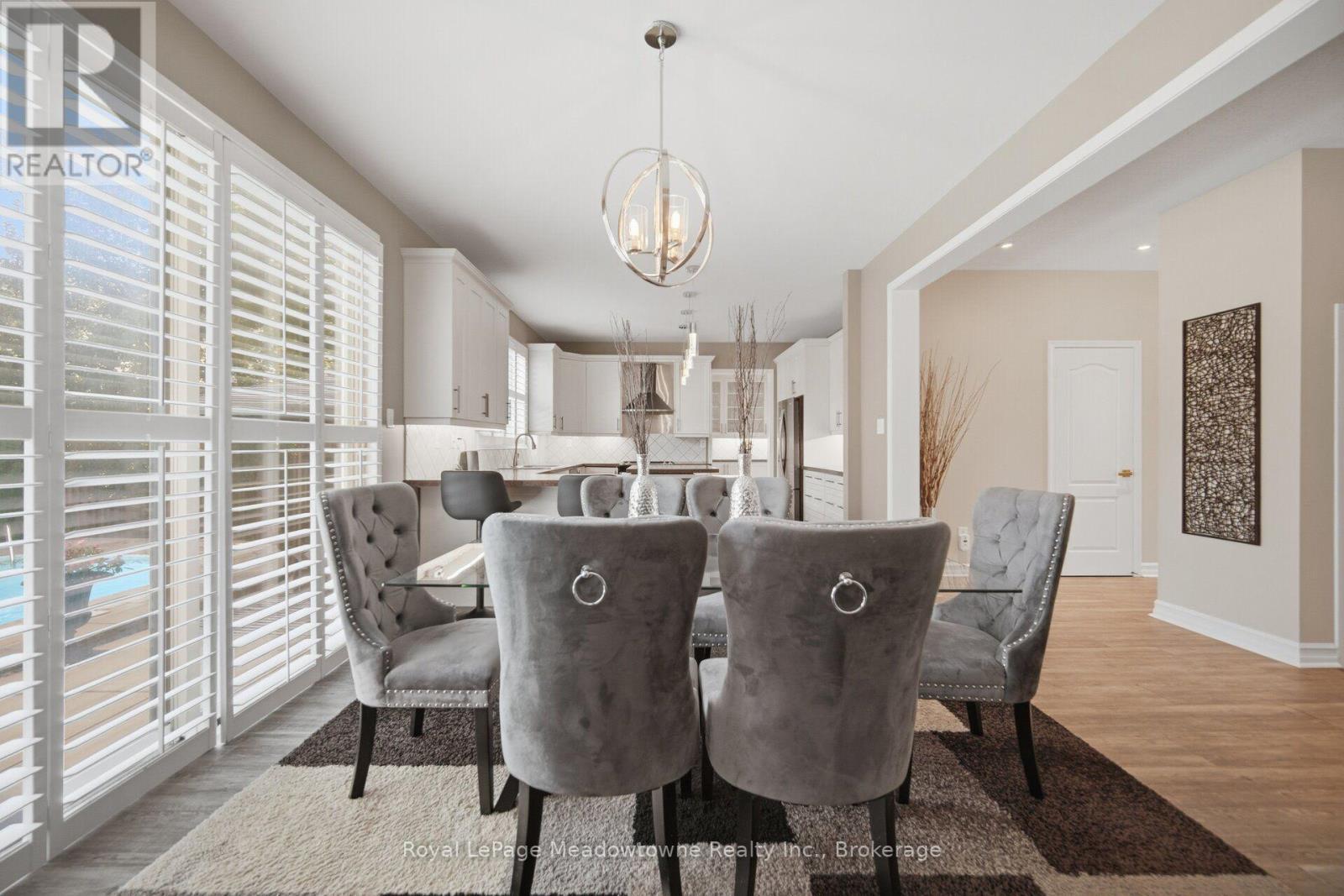 












1406 HEARST BOULEVARD

,
Milton (BE Beaty),




Ontario
L9T6M6

