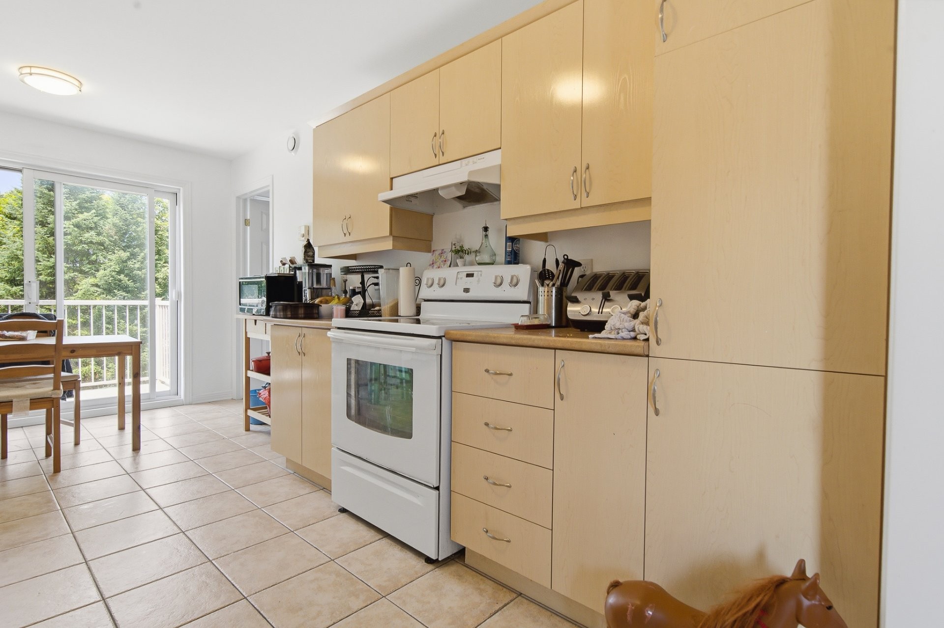 









10


Rue de la Cime

,
Gatineau (Hull),




QC
J8Z3N8

