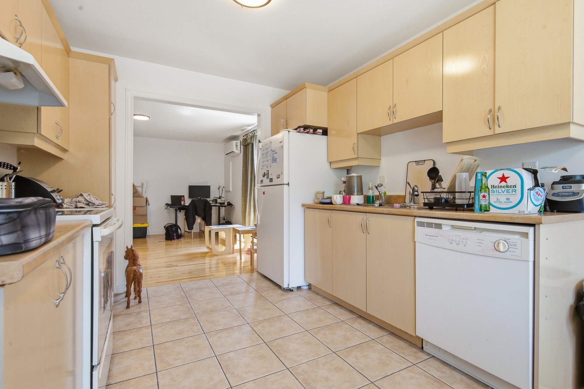 









10


Rue de la Cime

,
Gatineau (Hull),




QC
J8Z3N8

