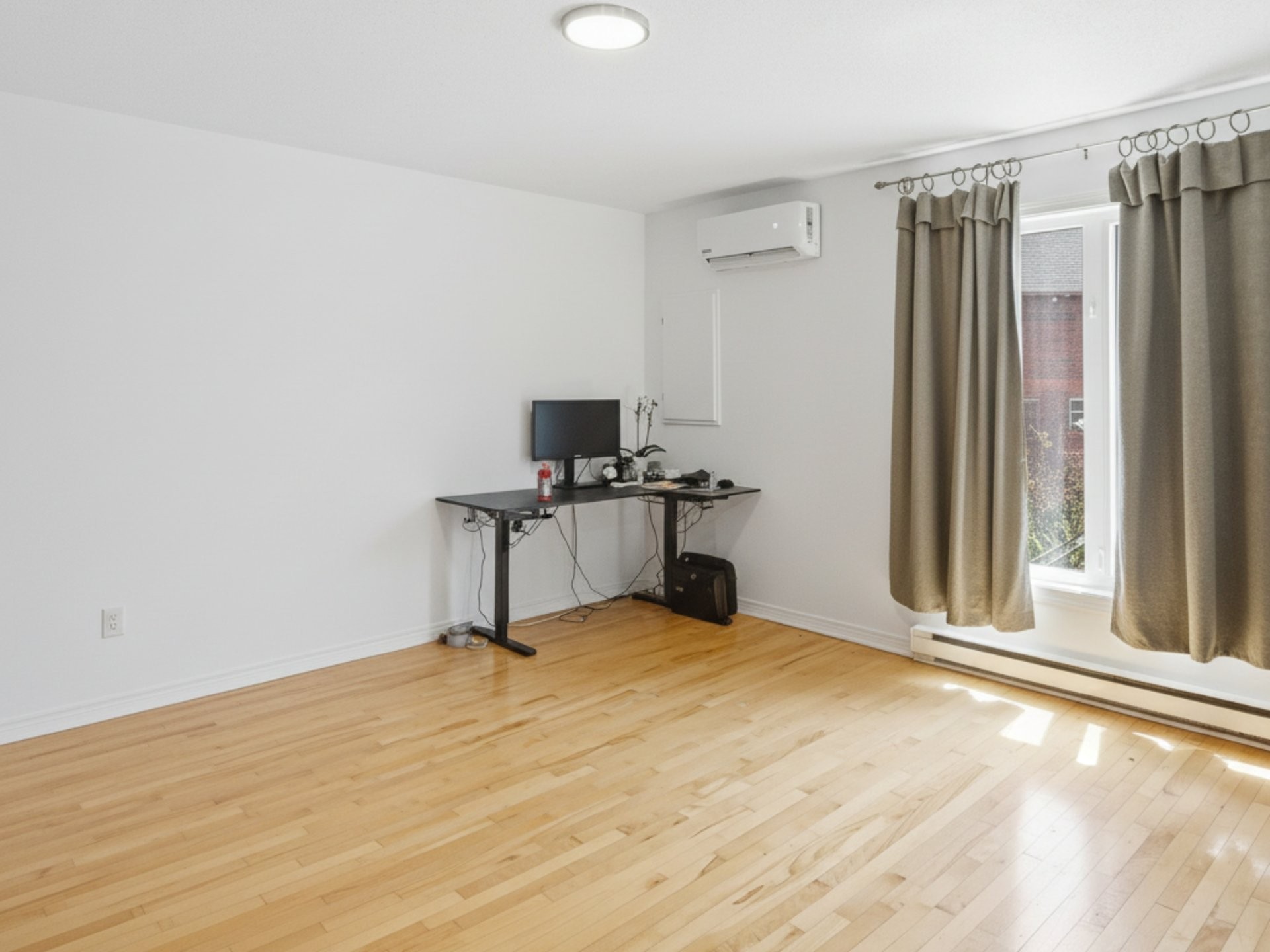 









10


Rue de la Cime

,
Gatineau (Hull),




QC
J8Z3N8


