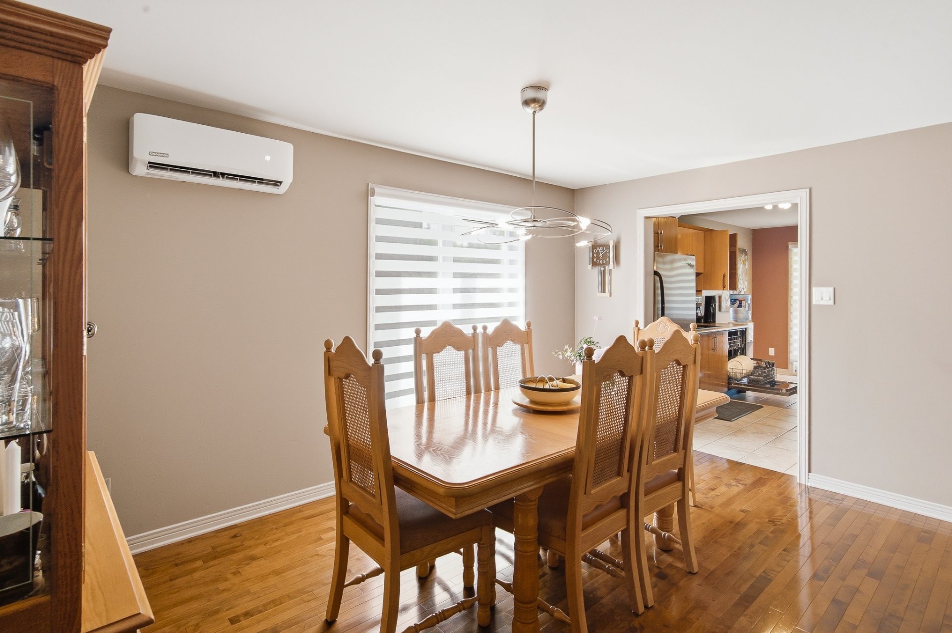 









10


Rue de la Cime

,
Gatineau (Hull),




QC
J8Z3N8

