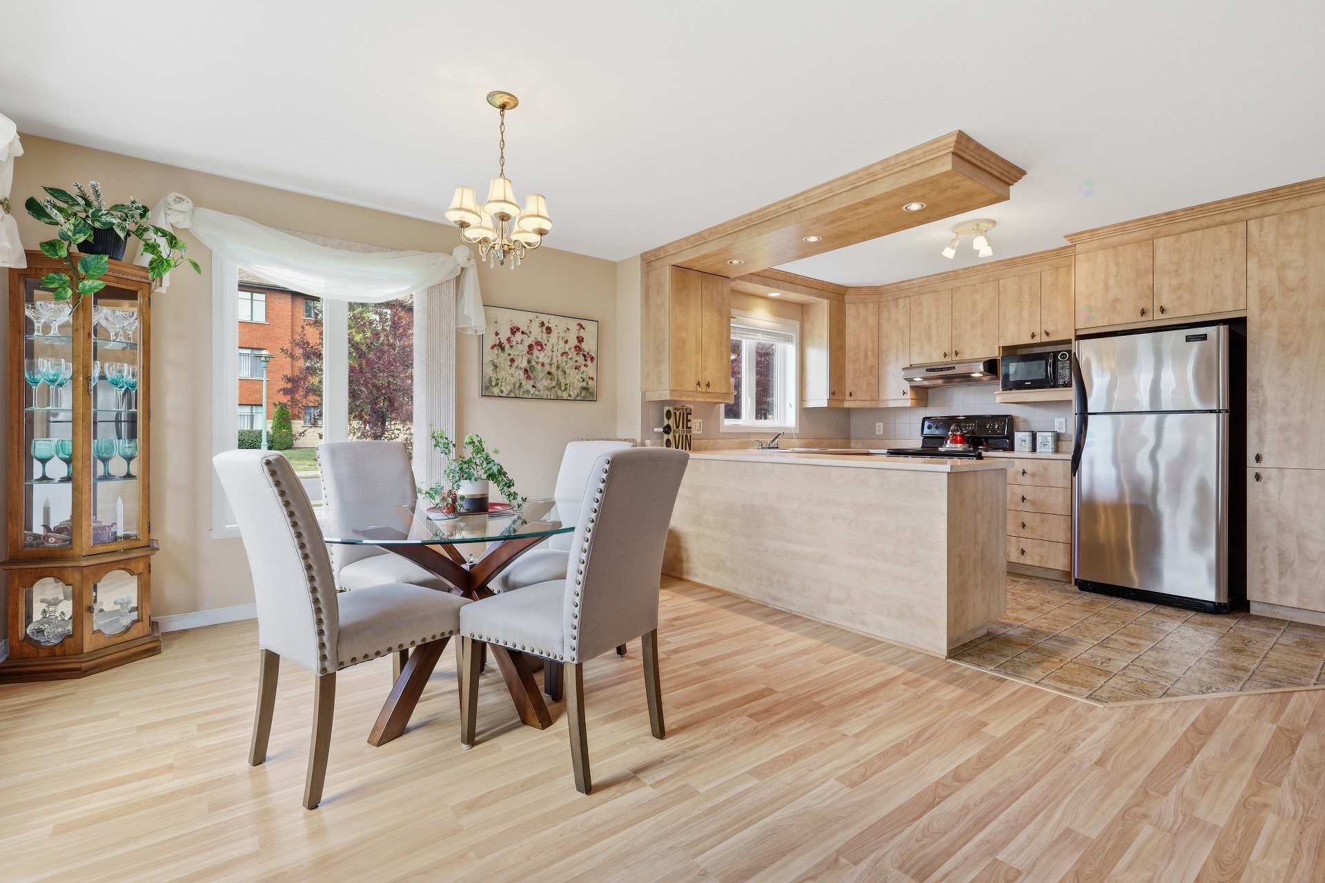 









2158


Rue Racine

, 104,
Longueuil (Saint-Hubert),




QC
J3Y0A7

