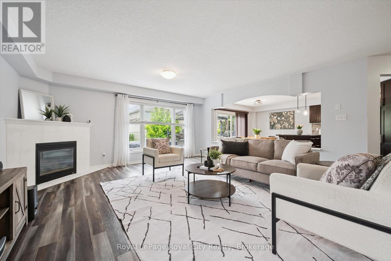 












138 FLANDERS ROAD

,
Waterloo,




Ontario
N0B1M0

